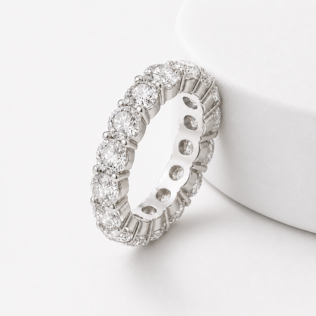 Anillo Eternity (VVS)